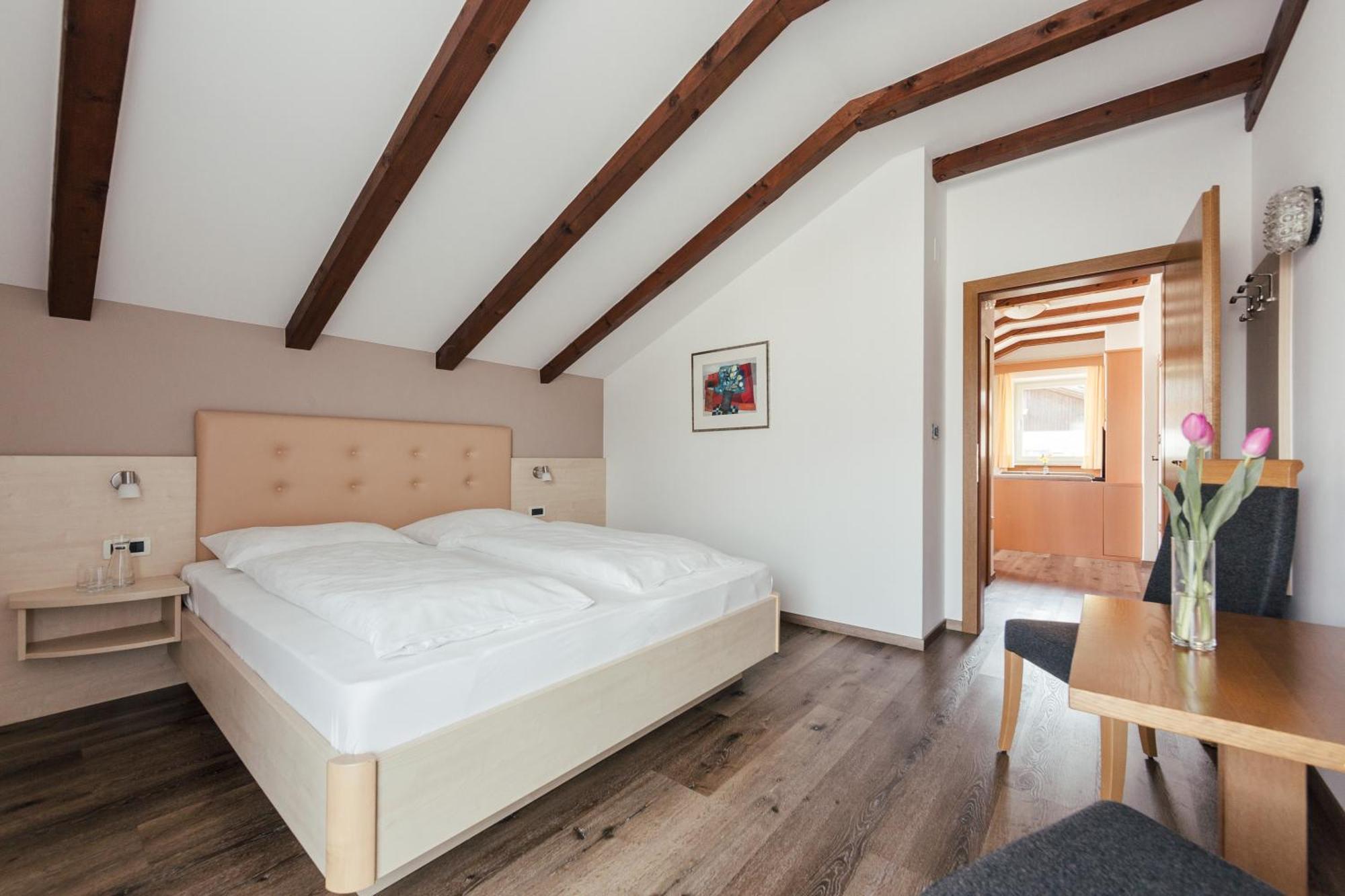 Hotel Garni Sirmian Merano Ngoại thất bức ảnh