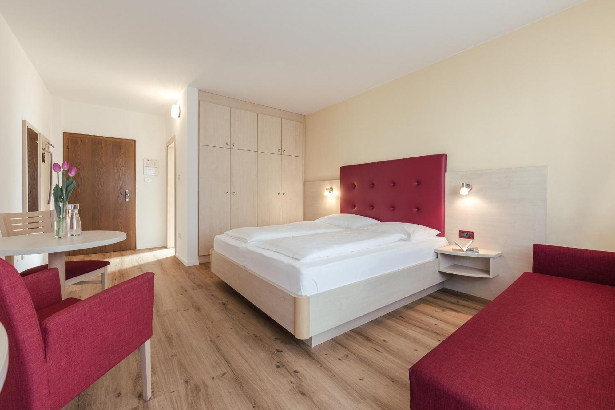 Hotel Garni Sirmian Merano Ngoại thất bức ảnh