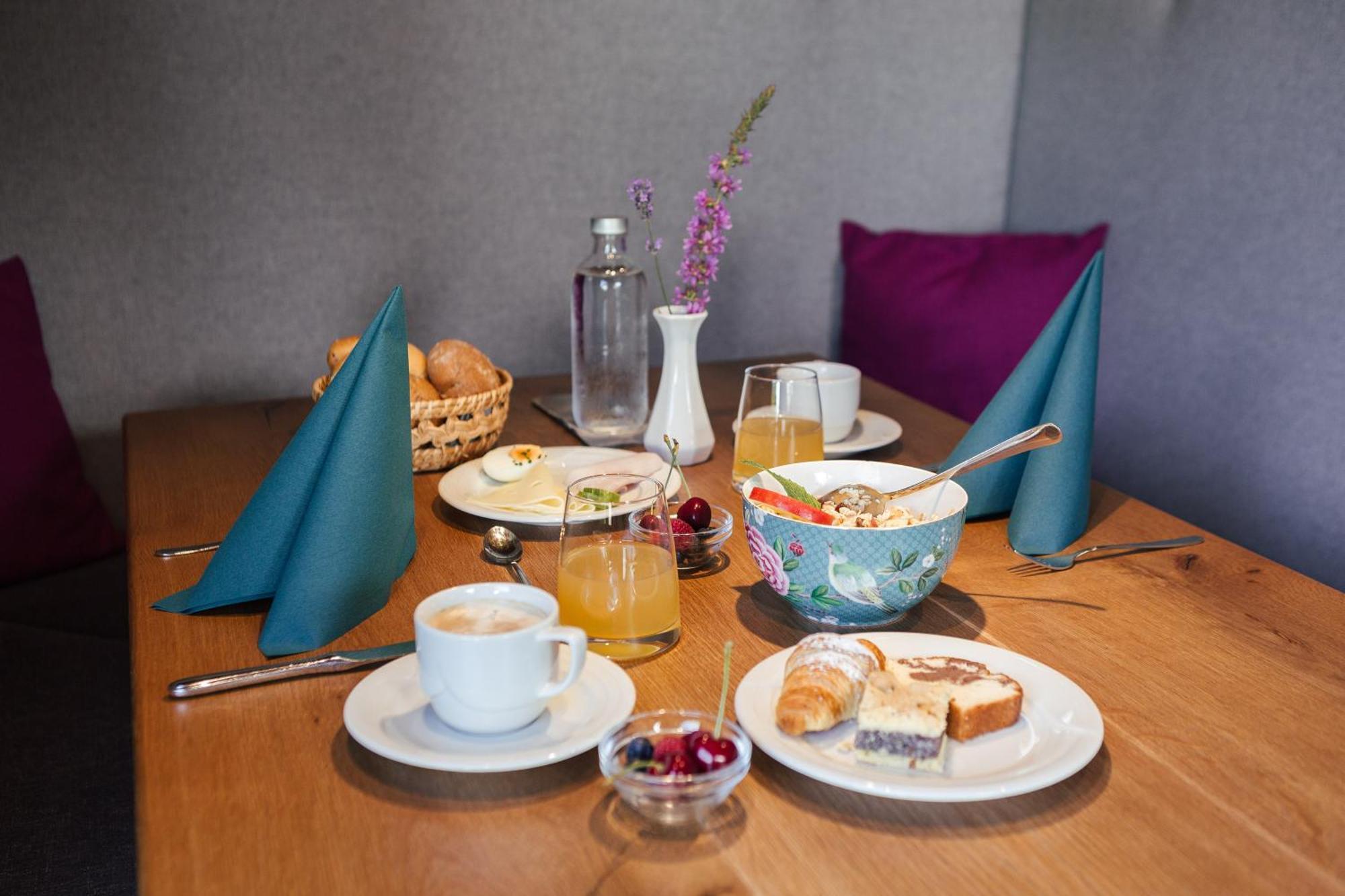 Hotel Garni Sirmian Merano Ngoại thất bức ảnh