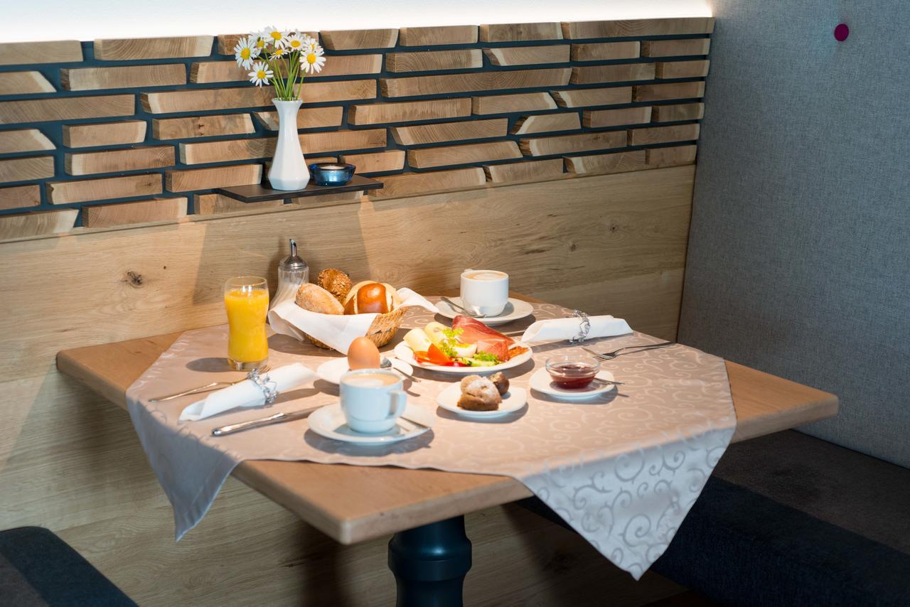 Hotel Garni Sirmian Merano Ngoại thất bức ảnh
